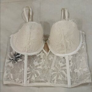 Victoria's Secret Floral Lace Bustier in Cream